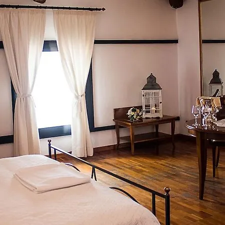 Ristorante Le Clarisse 호텔 4*